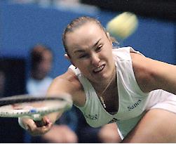 (1) Hingis to meet Seles in Toray Pan Pacific tennis final